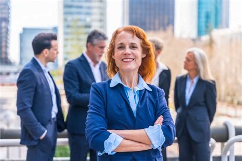 İş Dünyasında Kadın Liderlerin Etkisi